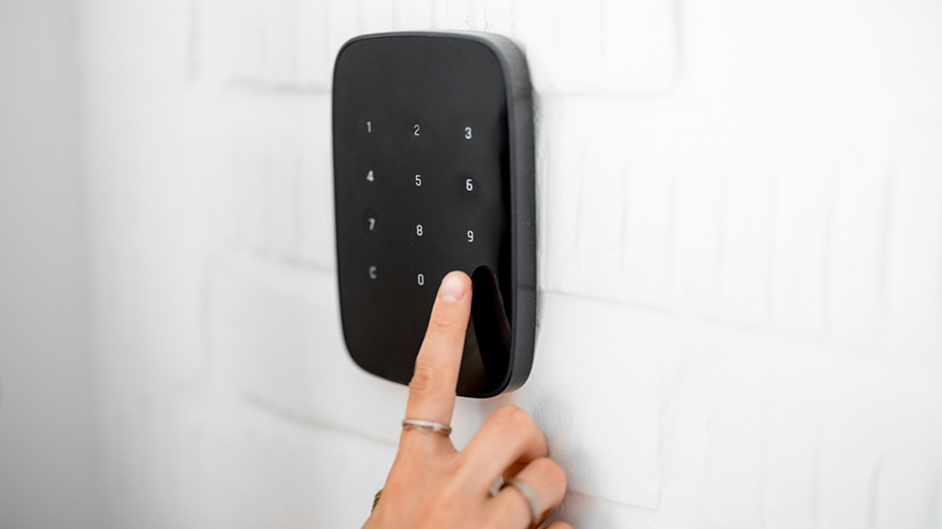Sicherheit bei Muster Elektro in Musterstadt